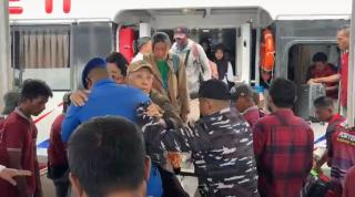 Sigap di Tengah Kepadatan, Personel Pos Yan Tanjung Harapan Hadir dengan Pelayanan Humanis