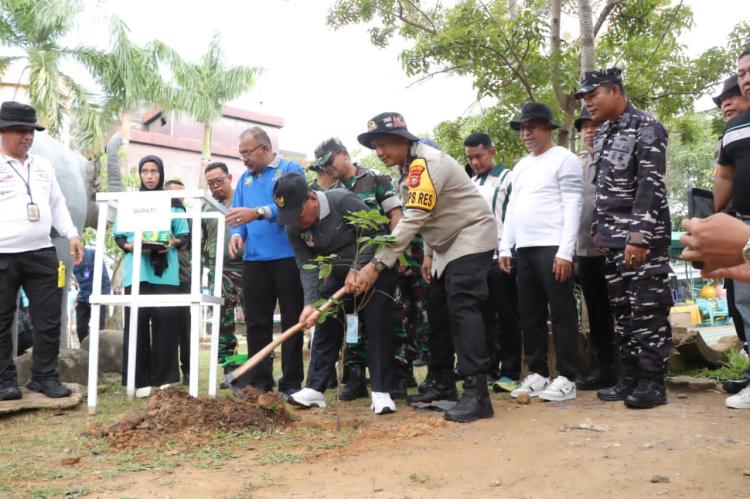 Apel Gerakan Rohil Bersih Digelar, Forkopimda Komit Dukung Program Nasional Indonesia Asri