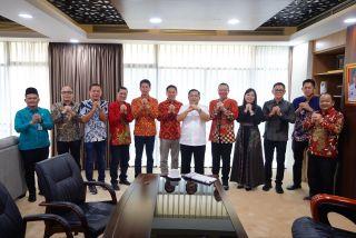 Perayaan Imlek, Plt Gubri Ajak Umat Beragama Bersatu untuk Kemajuan Riau