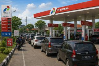 Ini Penjelasan Pertamina Patra Niaga Sumbagut Soal Penyebab Antrean BBM di Riau Mengular